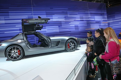 Mercedes-Benz Display