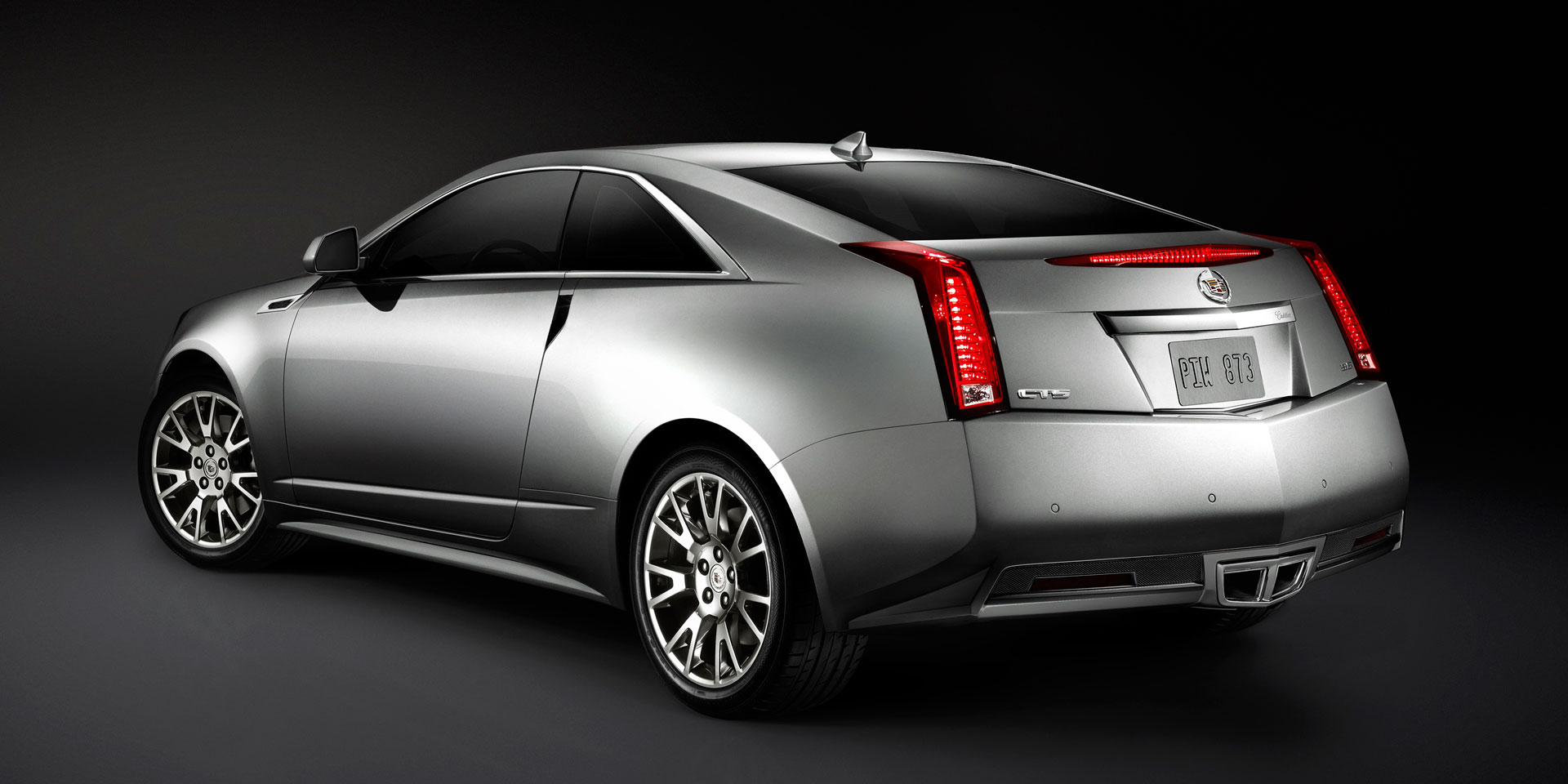 2015 - Cadillac - CTS Coupe - Vehicles on Display | Chicago Auto Show