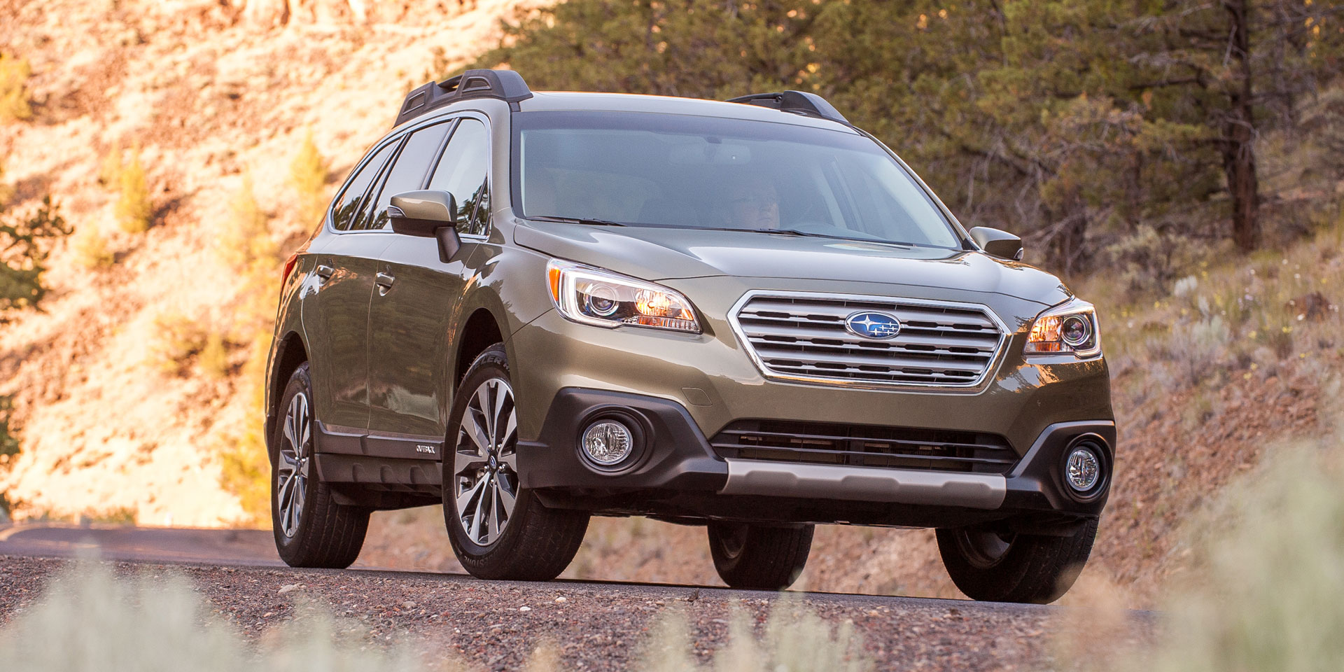 2015 - Subaru - Outback - Vehicles on Display | Chicago Auto Show 2015