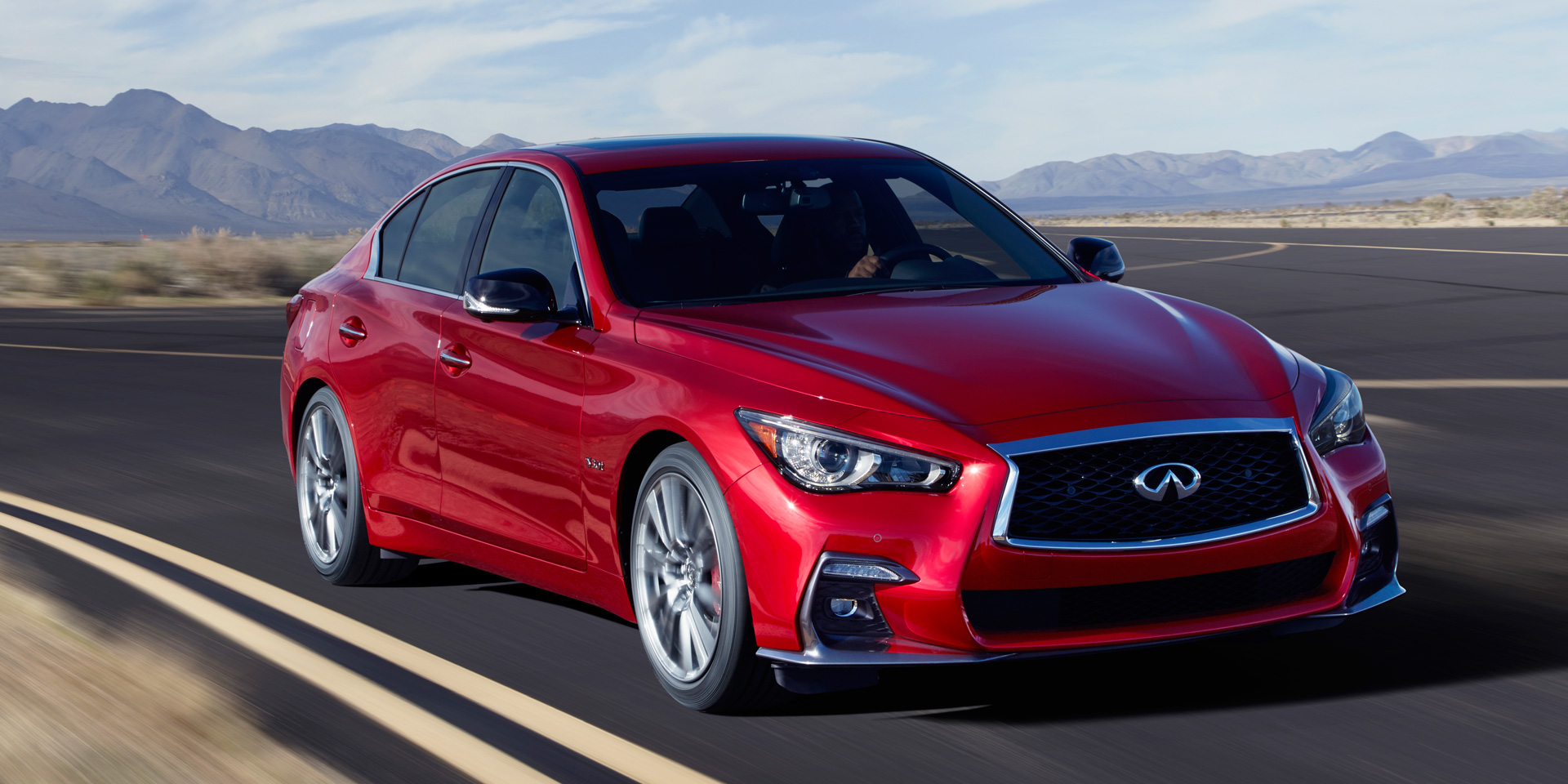 2018 - Infiniti - Q50 - Vehicles on Display | Chicago Auto Show