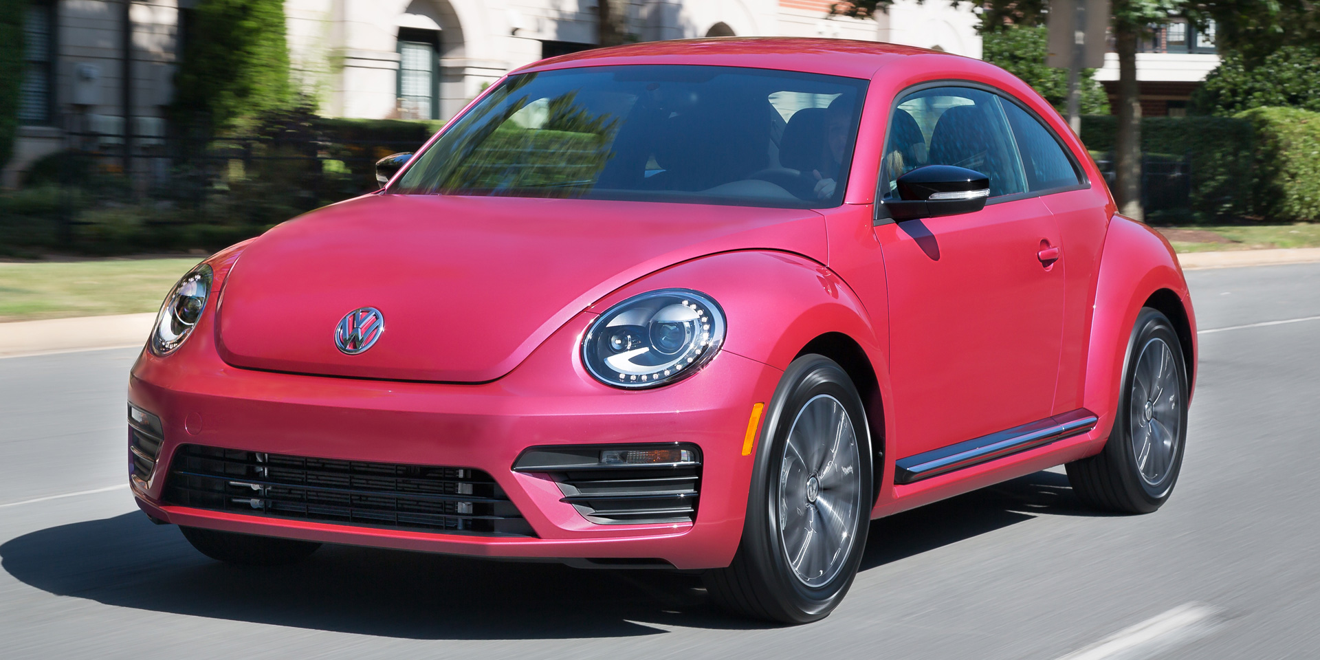 2018 - Volkswagen - Beetle - Vehicles on Display | Chicago Auto Show