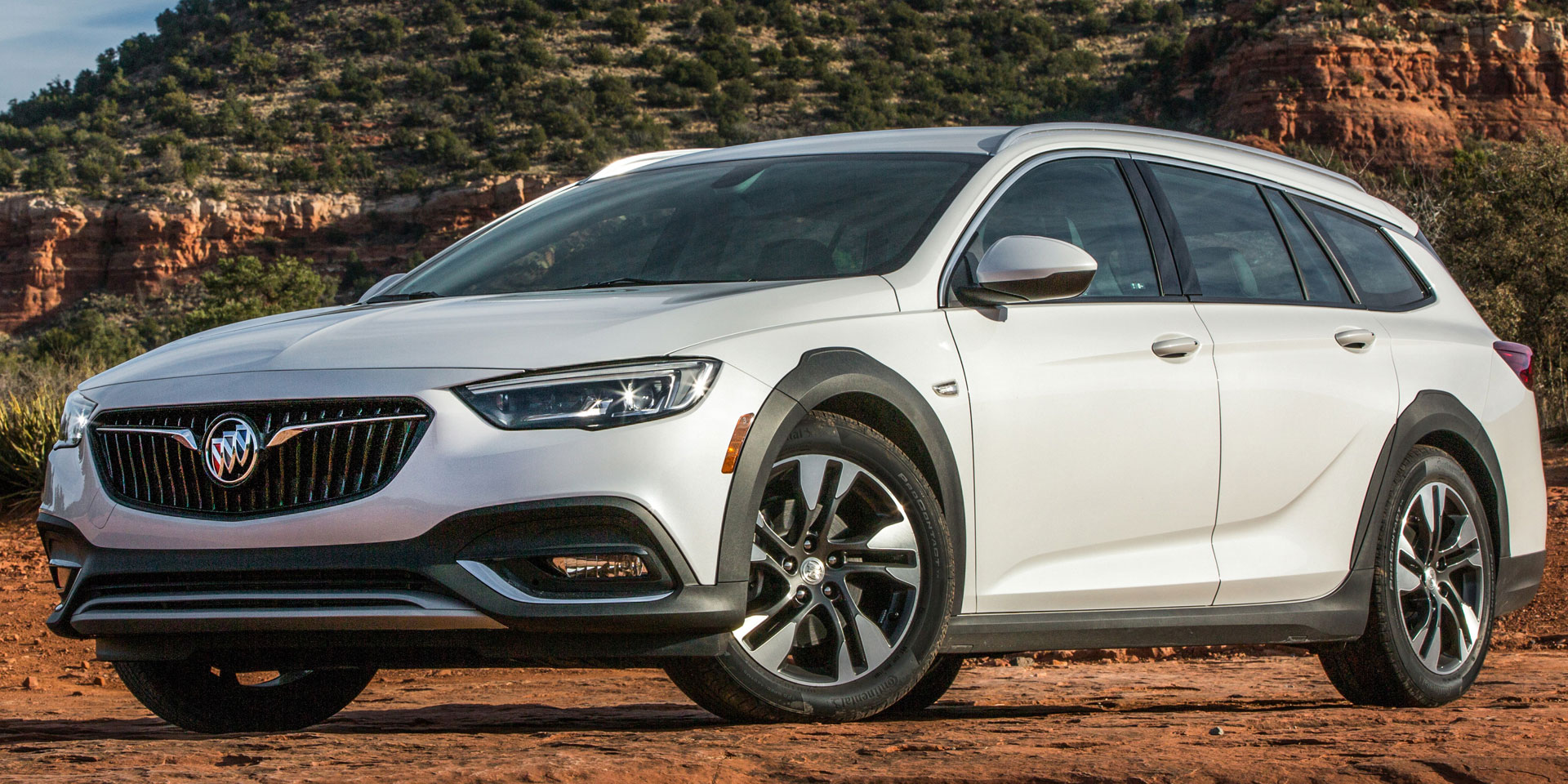 2019 - buick - regal gs/ sportback/ tourx - vehicles on