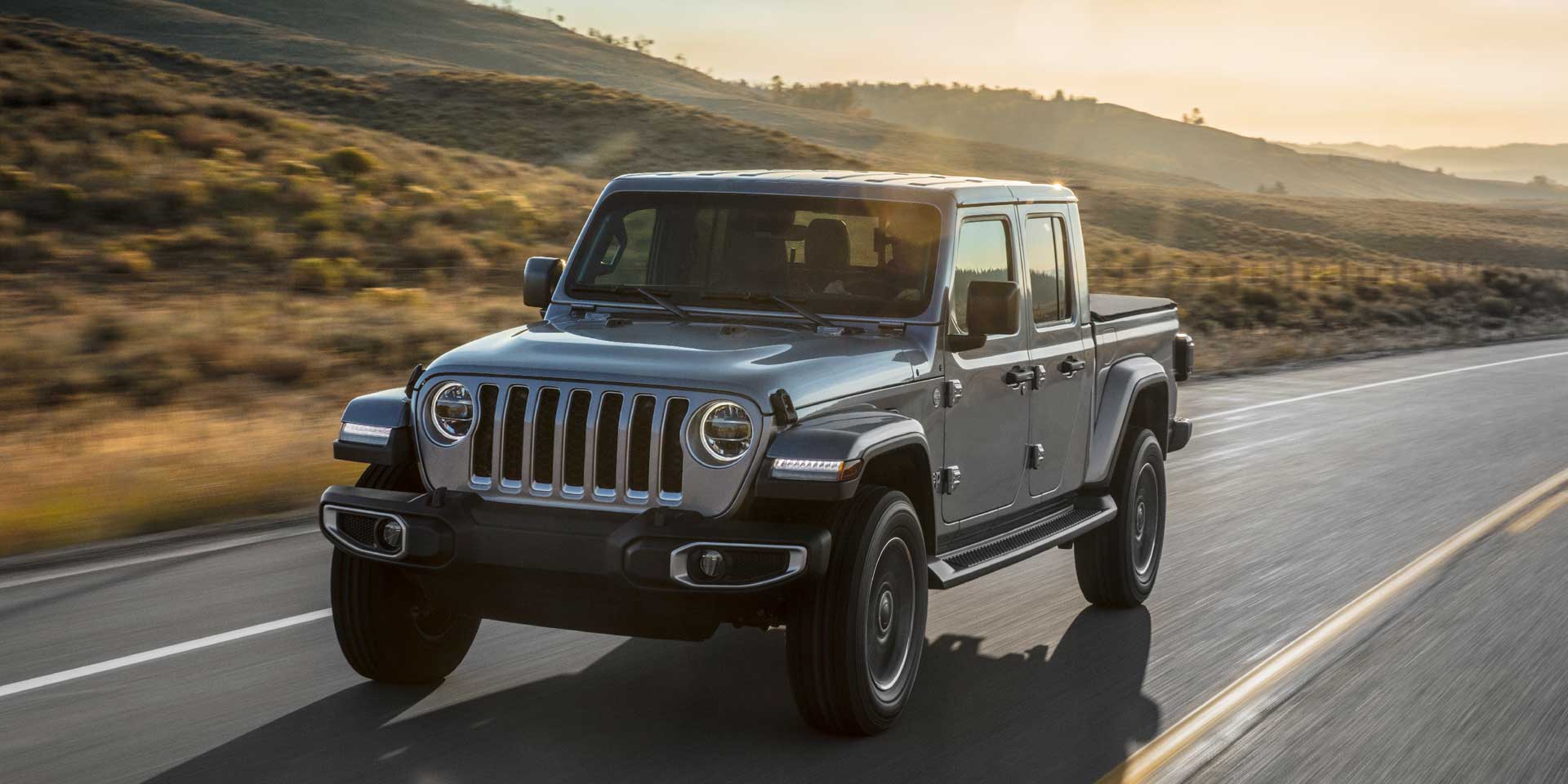 2019 - Jeep - Gladiator - Vehicles on Display | Chicago Auto Show