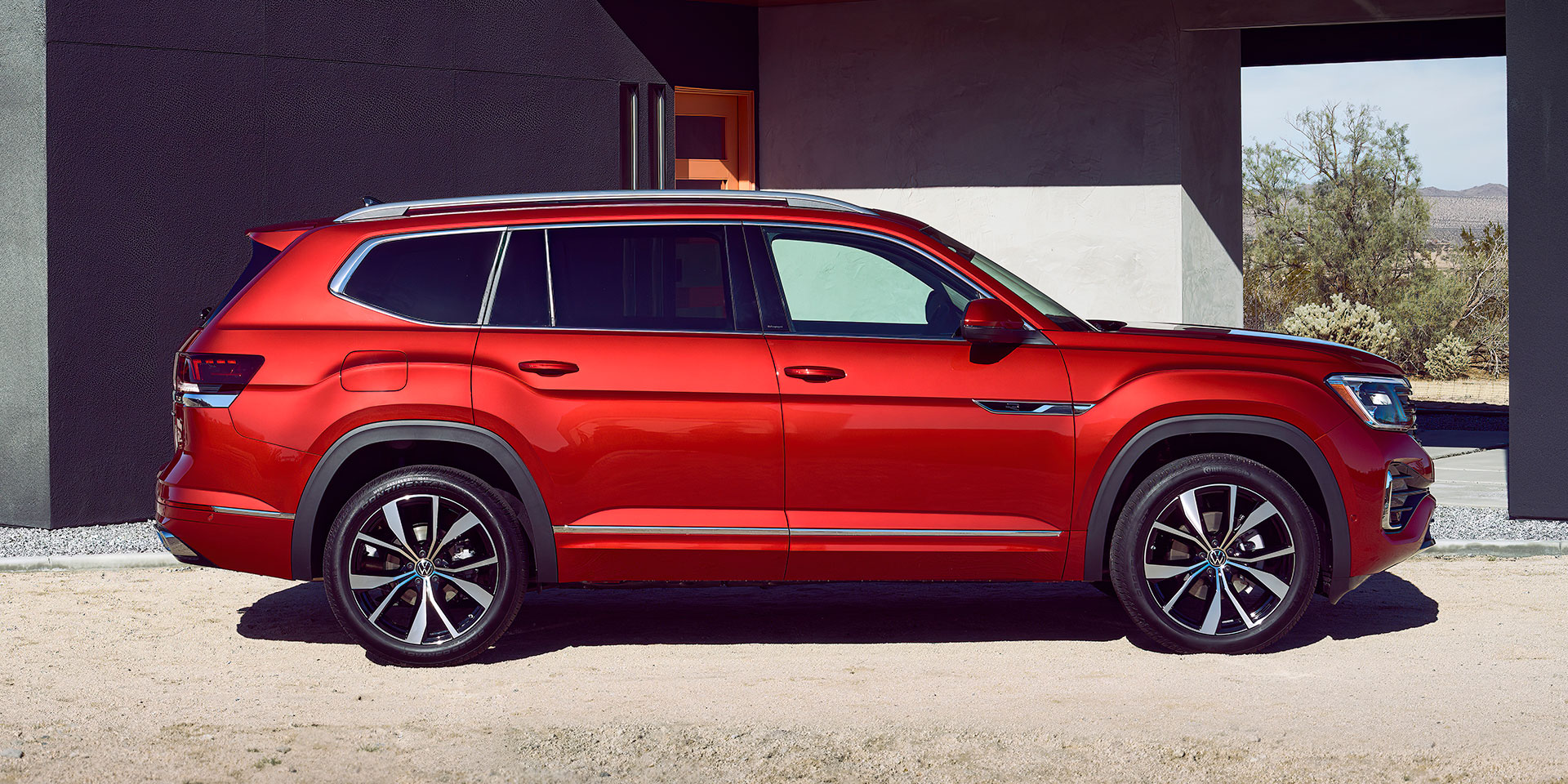 2024 Volkswagen Atlas Vehicles on Display Chicago Auto Show