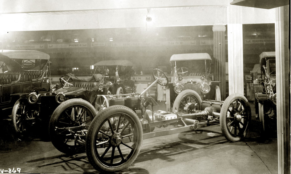 Show History | Chicago Auto Show 2015