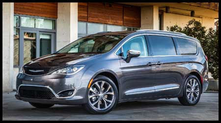 Minivan - Vehicles on Display | Chicago Auto Show